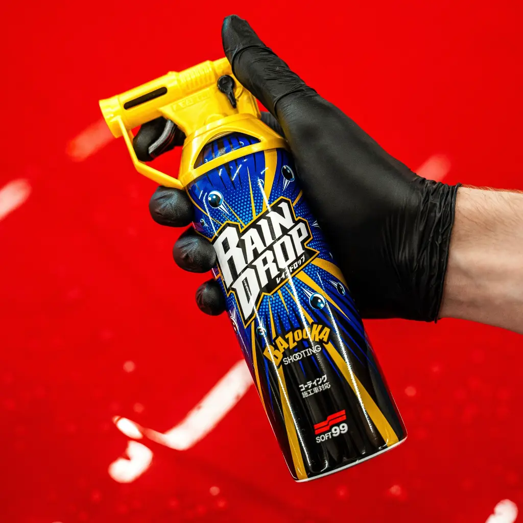 SOFT99 Rain Drop Bazooka use 2.webp