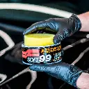 SOFT99 Bildes-56-Dark & Black Wax use.webp