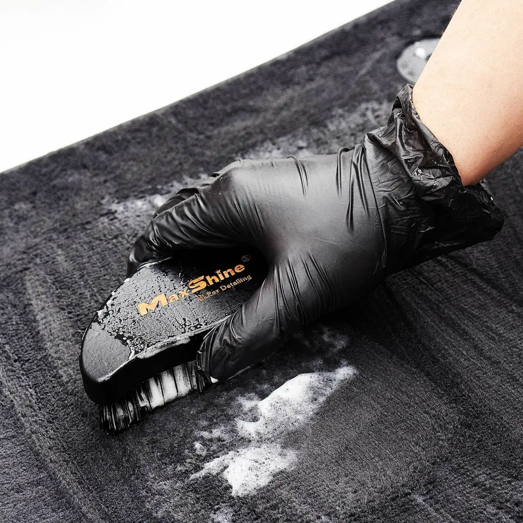 MAXSHINE ERGONOMIC TIRE BRUSH 5.webp