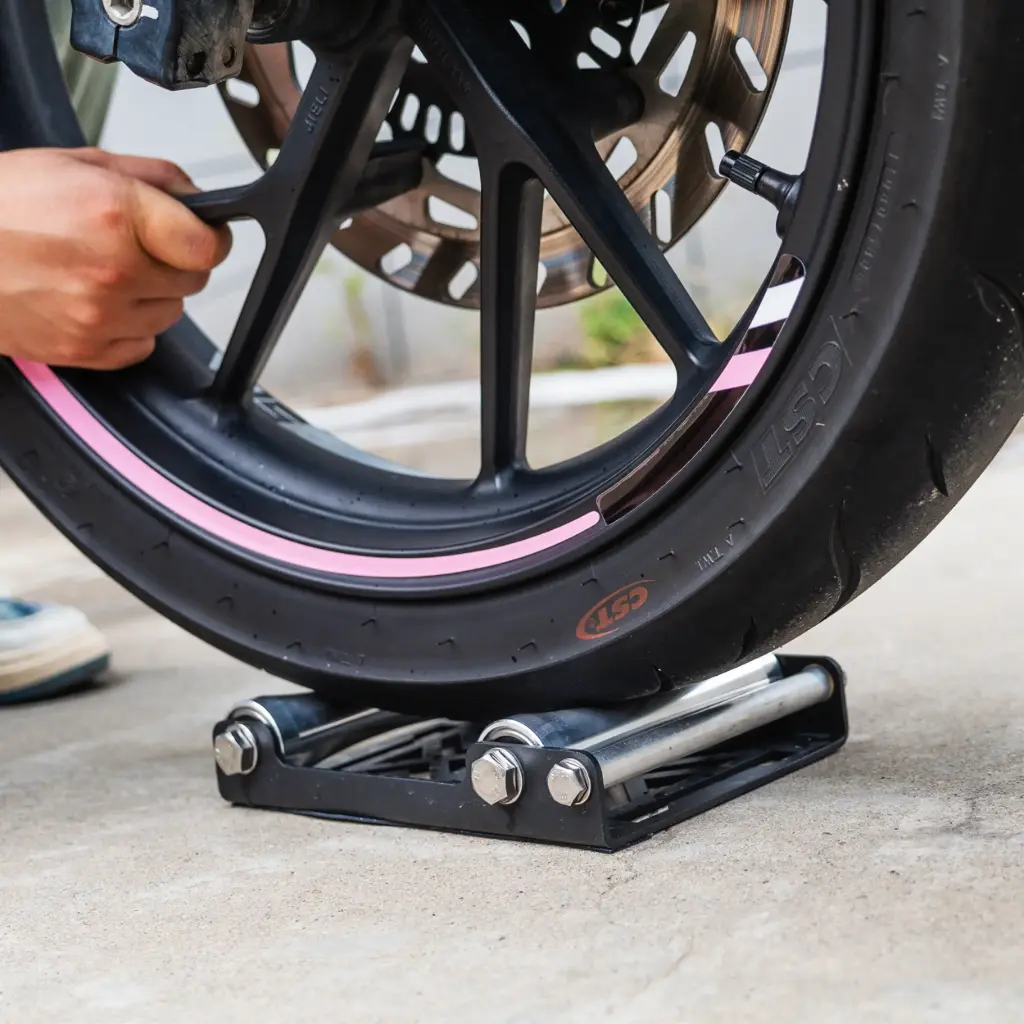 MAXSHINE MOTORCYCLE STAND WHEEL ROLLER Motociklu statīvs